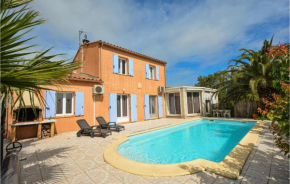 Awesome home in Montignargues w/ Outdoor swimming pool, Outdoor swimming pool and 3 Bedrooms